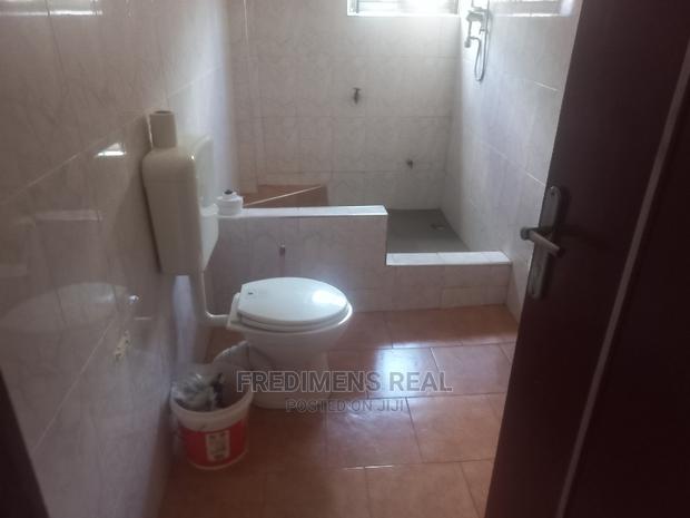 8bdrm House in Apatrapa For Sale, Kumasi Metropolitan for sale · Photo 6