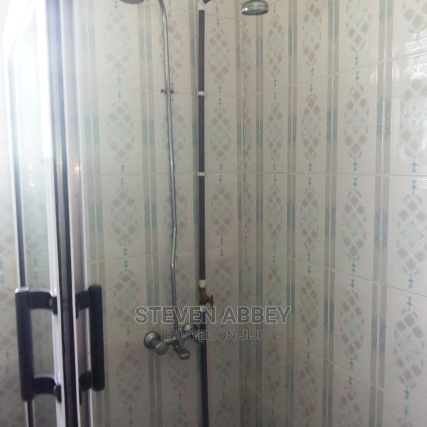 4bdrm Apartment in Adom Agency, Teshie for Rent · Photo 2