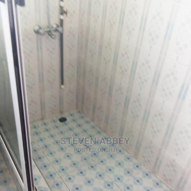 4bdrm Apartment in Adom Agency, Teshie for Rent · Photo 3