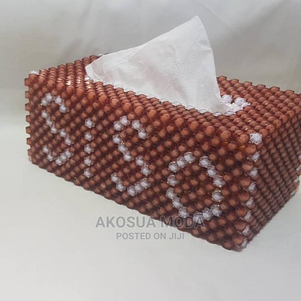 Beaded Tissuebox · Photo 1