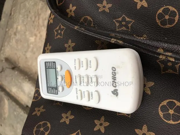 Chigo High Quality Affordable Ac Remote White · Photo 1