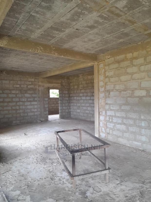 5bdrm Mansion in Amasaman, Accra Metropolitan for sale · Photo 7