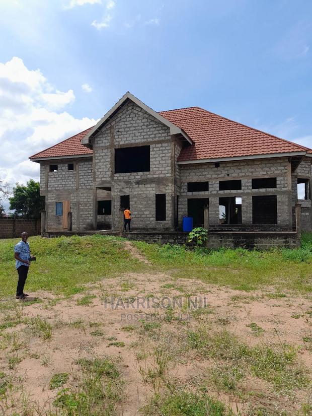 5bdrm Mansion in Amasaman, Accra Metropolitan for sale · Photo 8