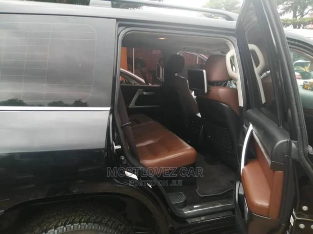 TOYOTA Land Cruiser for Rent in Ghana. Landcruiser for Rent · Photo 1