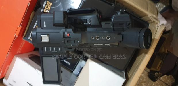 Panasonic Hc-x1 Digital Camcorder · Photo 2
