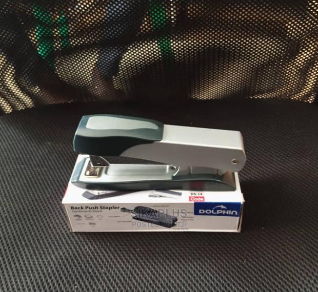 Dolphin Medium Size Stapler · Photo 1