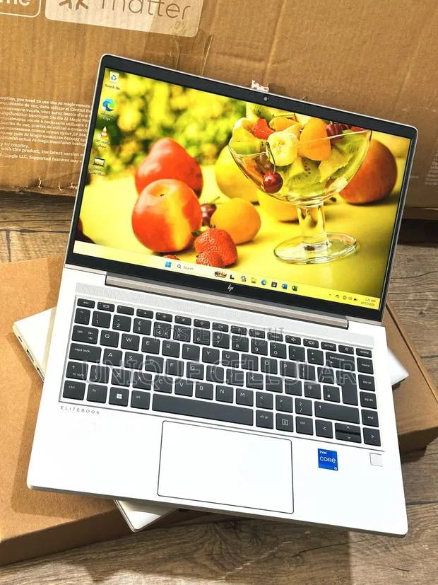 Laptop HP 16GB Intel Core i5 SSD 256GB · Photo 1