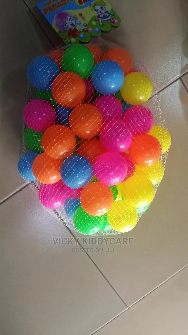 Marine Balls · Photo 1