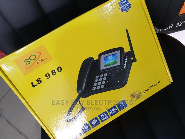 Absolutely Awesome Dual Mobile Phone · Photo 2