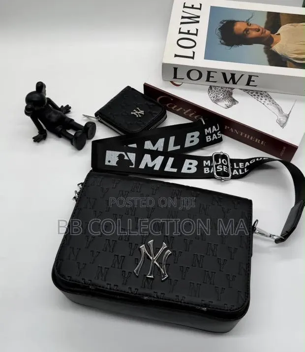 LV Monogram Crossbody Bag · Photo 1
