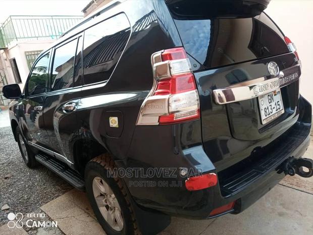Car Rentals Luxury Landcruisers V8 for Rent in Accra Ghana · Photo 3