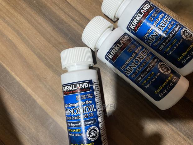 Kirkland Hair Booster (Minoxidil) · Photo 1