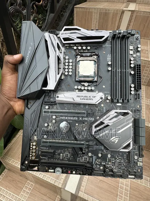 ASUS Rog Maximus X Hero + I7 8700 Cpu