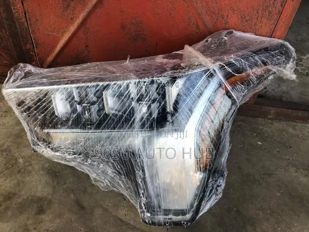 2024–2026 Toyota Tundra Left Headlight (Foreign Used – Premium OEM) · Photo 1