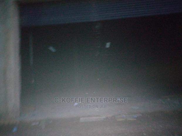 1000 SQM Warehouse at Spintex for Rent · Photo 2