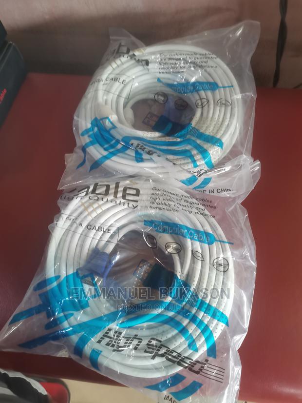 30m VGA Cable · Photo 1