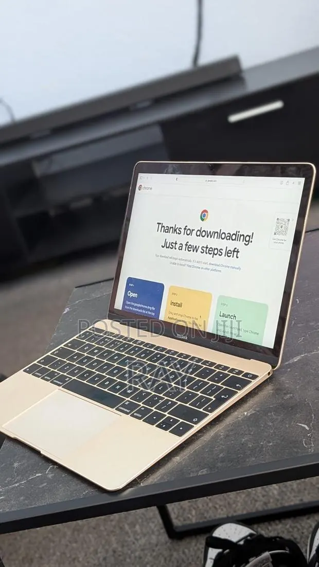 Laptop Apple MacBook 8GB Intel Core M3 HDD 256GB · Photo 1