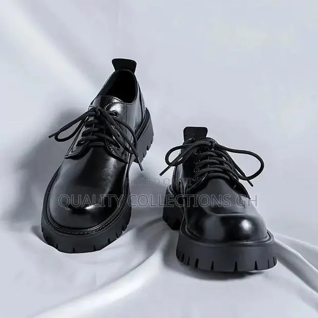 Authentic Black Leather · Photo 1