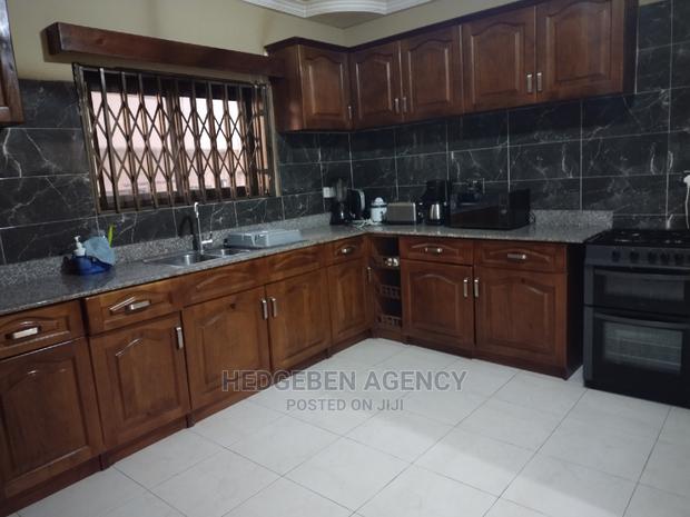 Fully Furnished 3 Bedrooms Apartment for Rent at Adenta · Photo 7