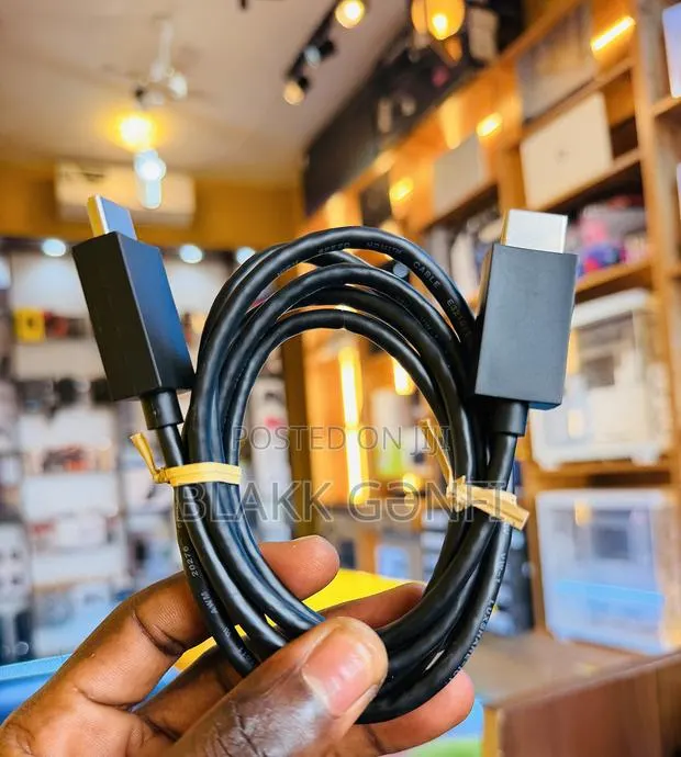 PS5 at 120hz E321011 High Speed HDMI Cable · Photo 1