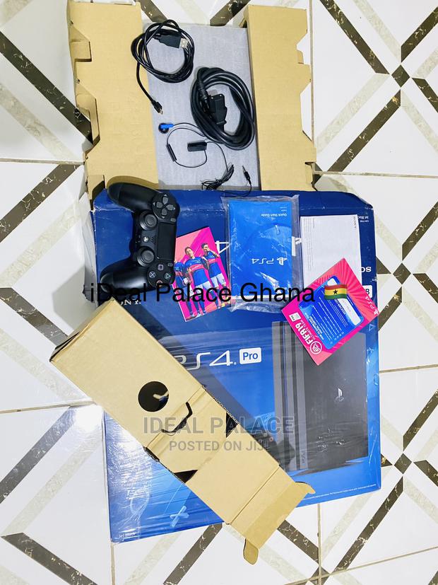 Playstation 4 Pro Pre- Owned New · Photo 1
