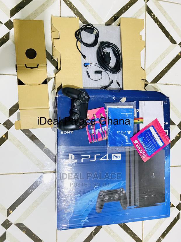 Playstation 4 Pro Pre- Owned New · Photo 2