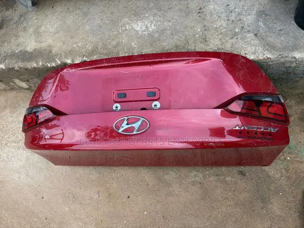 Hyundai Accents 2018,2019,2020,2021 Boot / Tailgate Available · Photo 1