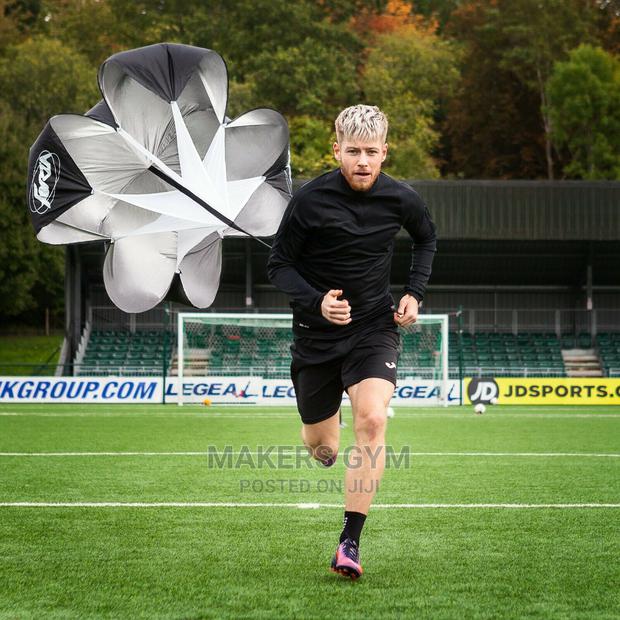 Speed Parachute · Photo 2