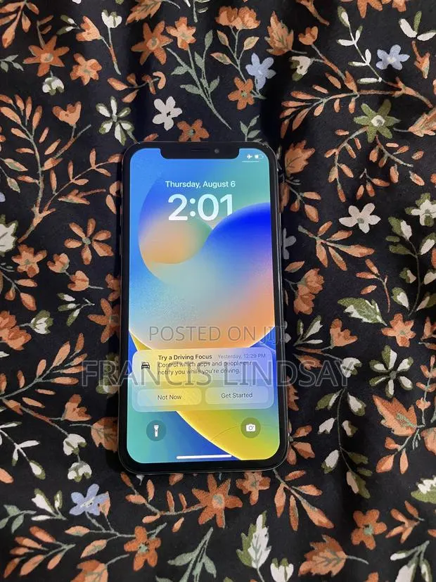 Apple iPhone X 256 GB White · Photo 1