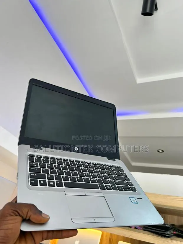 Laptop HP EliteBook 840 G3 8GB Intel Core i5 SSD 256GB · Photo 1