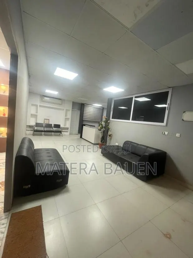 Fully Furnished Office Space With Reception Adenta · Photo 1