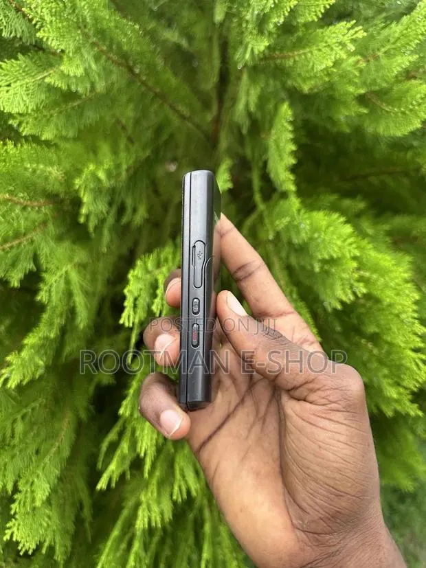 Samsung S8300 UltraTOUCH Black · Photo 1