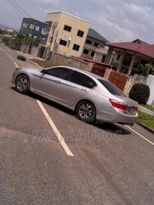 Honda Accord EX-L 4dr Sedan (2.4L 4cyl CVT) 2014 Pearl · Photo 1