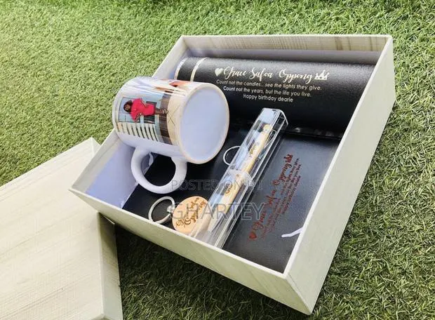 Customized Special Birthday Gift Set · Photo 1