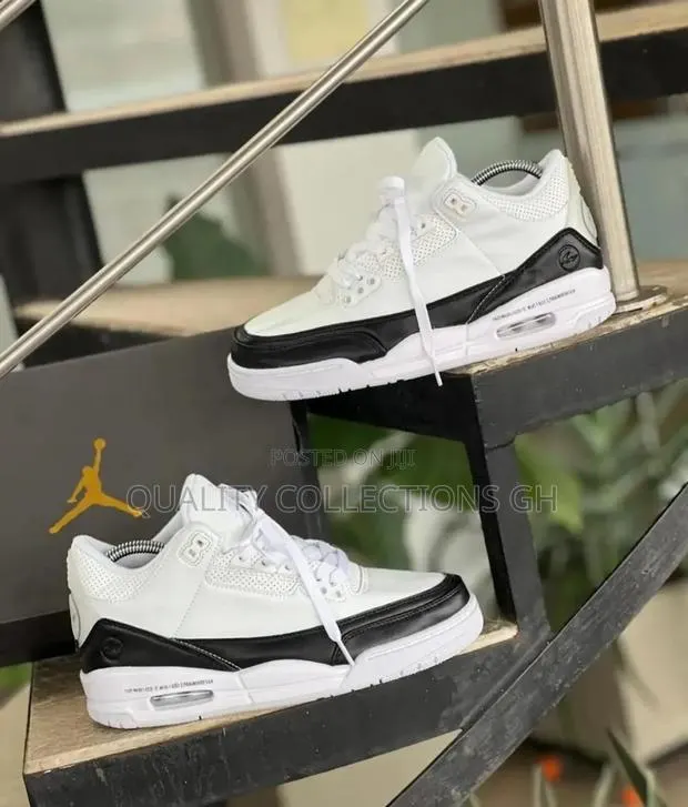 Jordan 3 Fragment · Photo 1