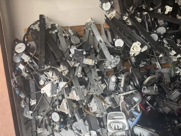 All Kinds of Door Handles and Door Machines for All Cars · Photo 1