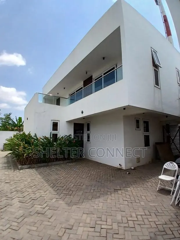 3bdrm Townhouse / Terrace in Abokobi, Pentecost for rent · Photo 1