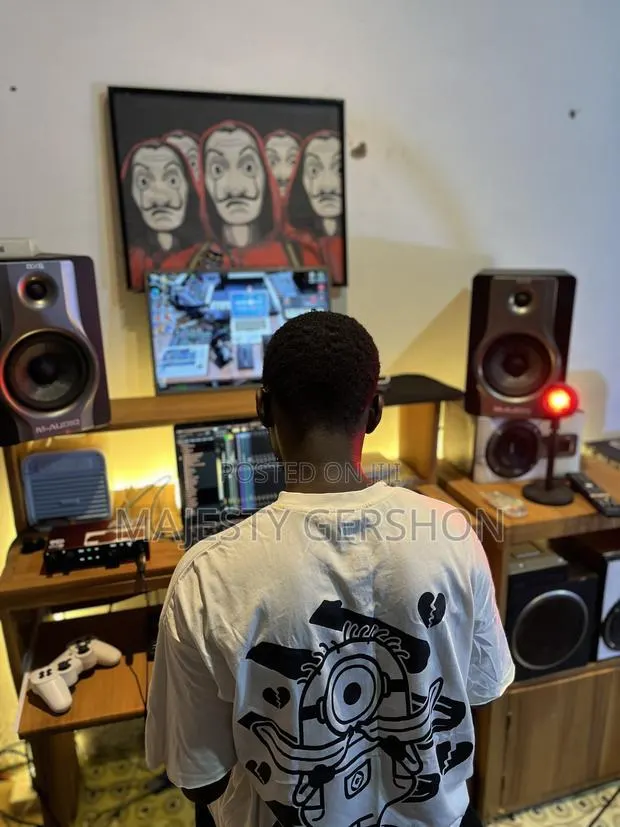 High E.Q Recording Studio · Photo 6