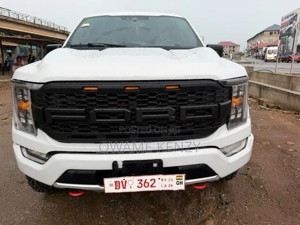 Ford F-150 2022 White · Photo 1