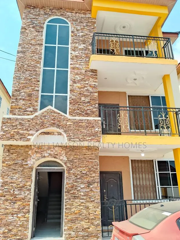 3bdrm Apartment in M.F Estate Area, for rent · Photo 1