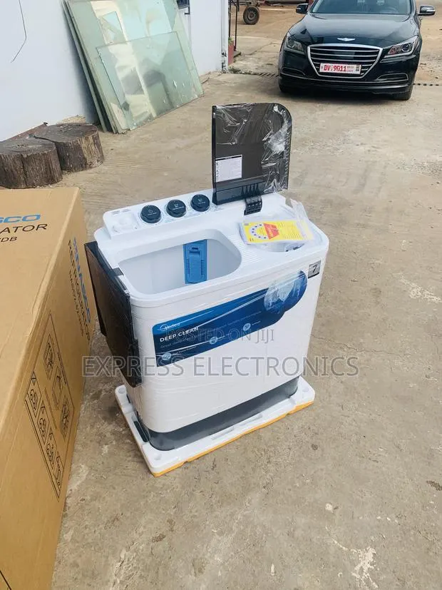 Ultra Modern 7kg Topload Twintub Midea · Photo 1