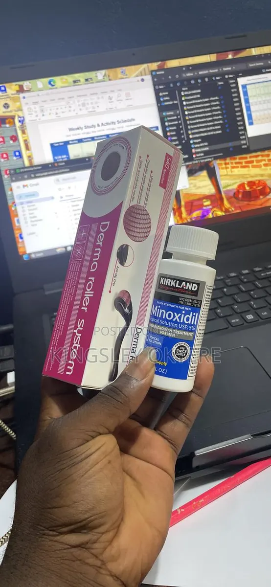 Kirkland Minoxidil · Photo 1