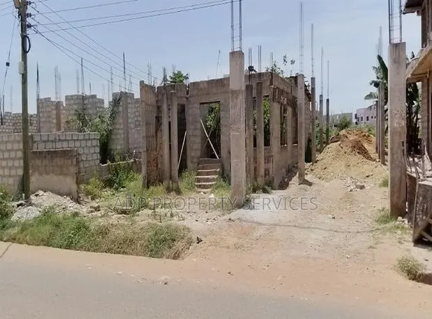 2bdrm House in Tse Addo, Accra Metropolitan for sale