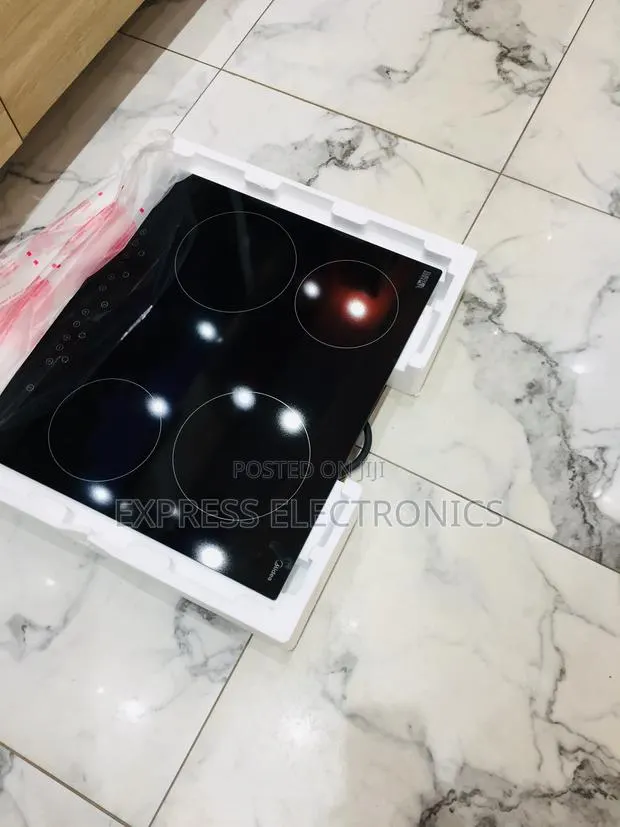 High Quality 60cm Kenwood 4-Burner Built-in Electric Cooker/Hob · Photo 1