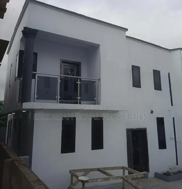 3bdrm House in Kwabenya for sale · Photo 1