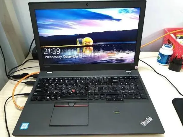 Laptop Lenovo ThinkPad P50s 16GB Intel Core i7 SSD 256GB · Photo 1
