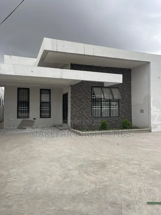3bdrm House in East Legon for sale · Photo 1
