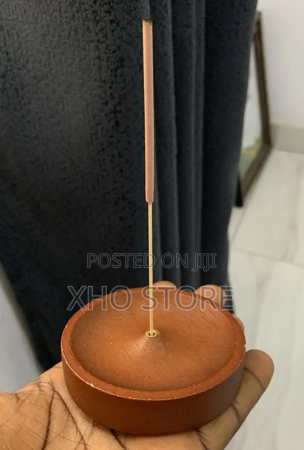 Natural Wooden Incense Holder - Round Design, Suitable for Home, Yoga · Photo 1