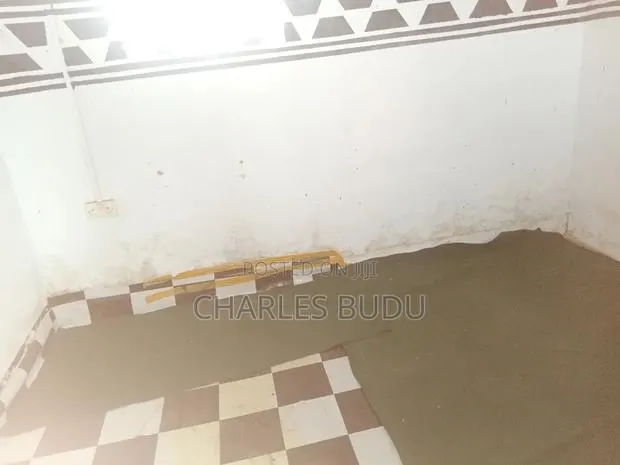 1bdrm Apartment in Roma Estate, Dansoman for rent · Photo 1