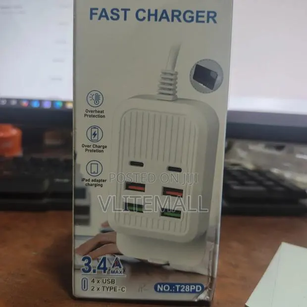 Fast Charger 4*USB. 2xc Ryoe · Photo 1